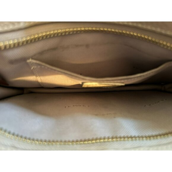 Coach Pebbled Leather Crossbody Wallet Beige 8" X 5" With Detachable Strap - Picture 6 of 6